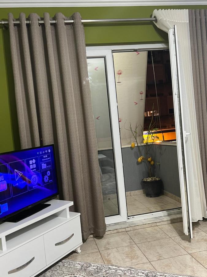 Downtown Retreat "Spiranca" Apartment Tirana Exterior foto