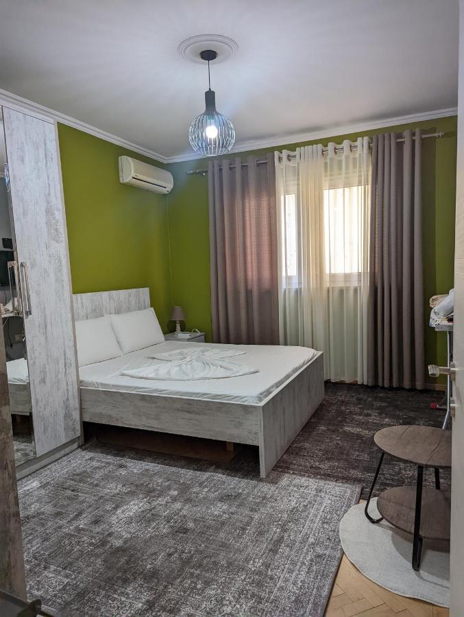 Downtown Retreat "Spiranca" Apartment Tirana Exterior foto